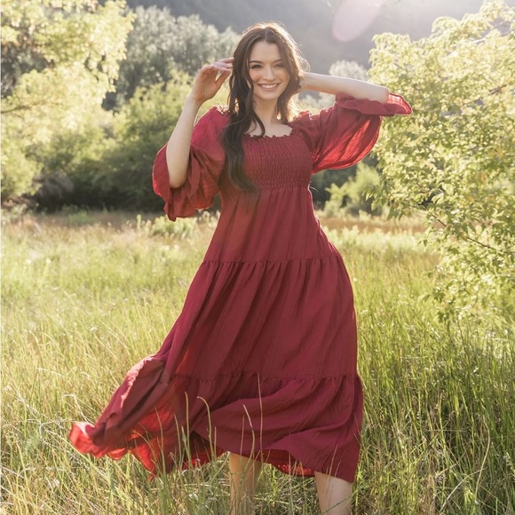 NWT Jovi Lynn Smocked Midi Dress with Pockets - Deep Red - Picture 4 of 9